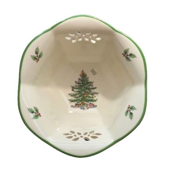 Spode Christmas Tree Pierced Nut Bowl - Picture 1 of 5